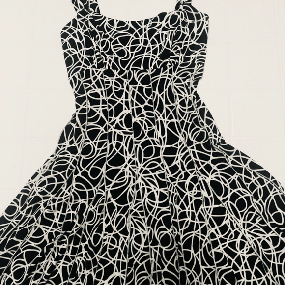 Frank Lyman Dress with a cover, size 8 - Picture 6 of 10